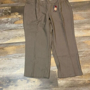 NWT Avenue Cool Hand Straight Leg Pull-On Brown Dress Pants Plus Size 26
